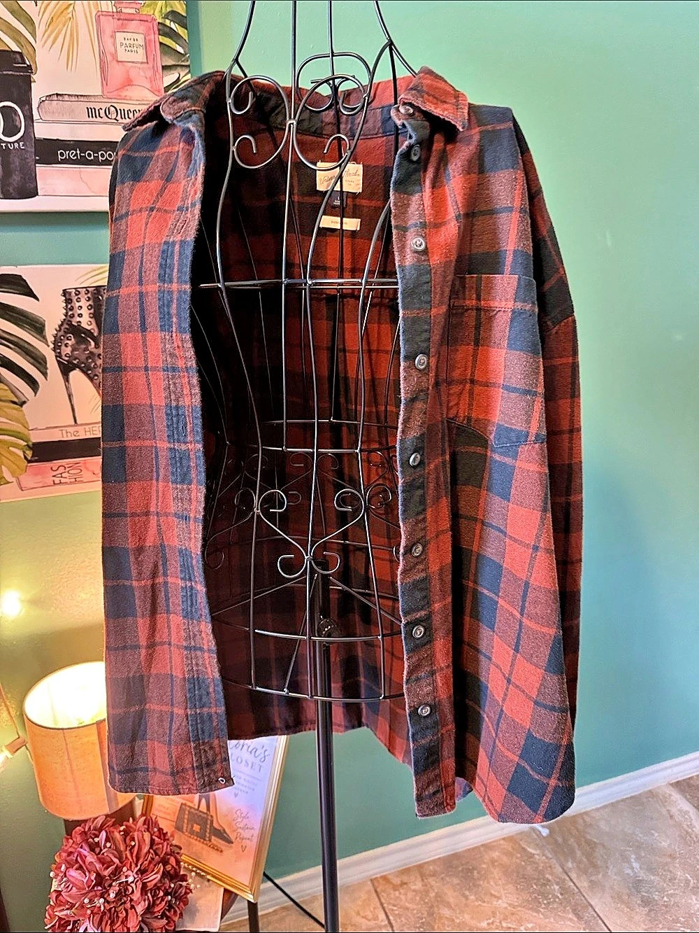 Universal Thread Oversized Rust Charcoal Plaid Flannel Shirt Size L